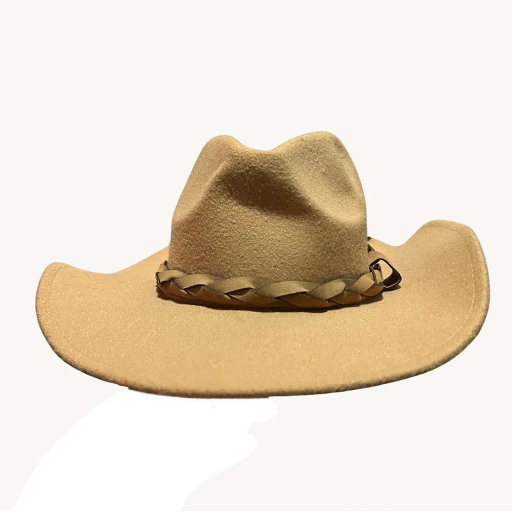 D&Y Elegant Tan Hat